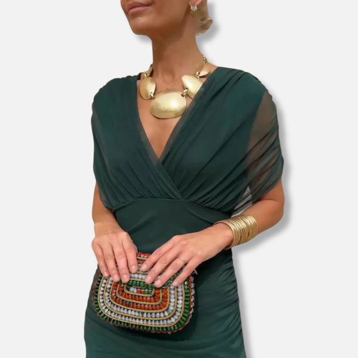 Evelyn – Elegant Dress With V-Neckline