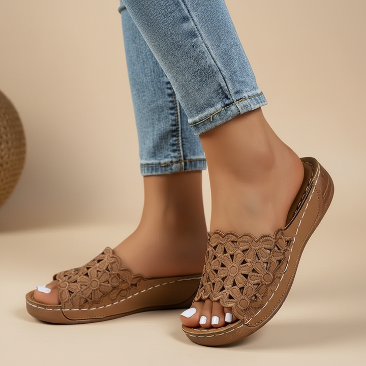 Delilah – Ergonomic Sandals